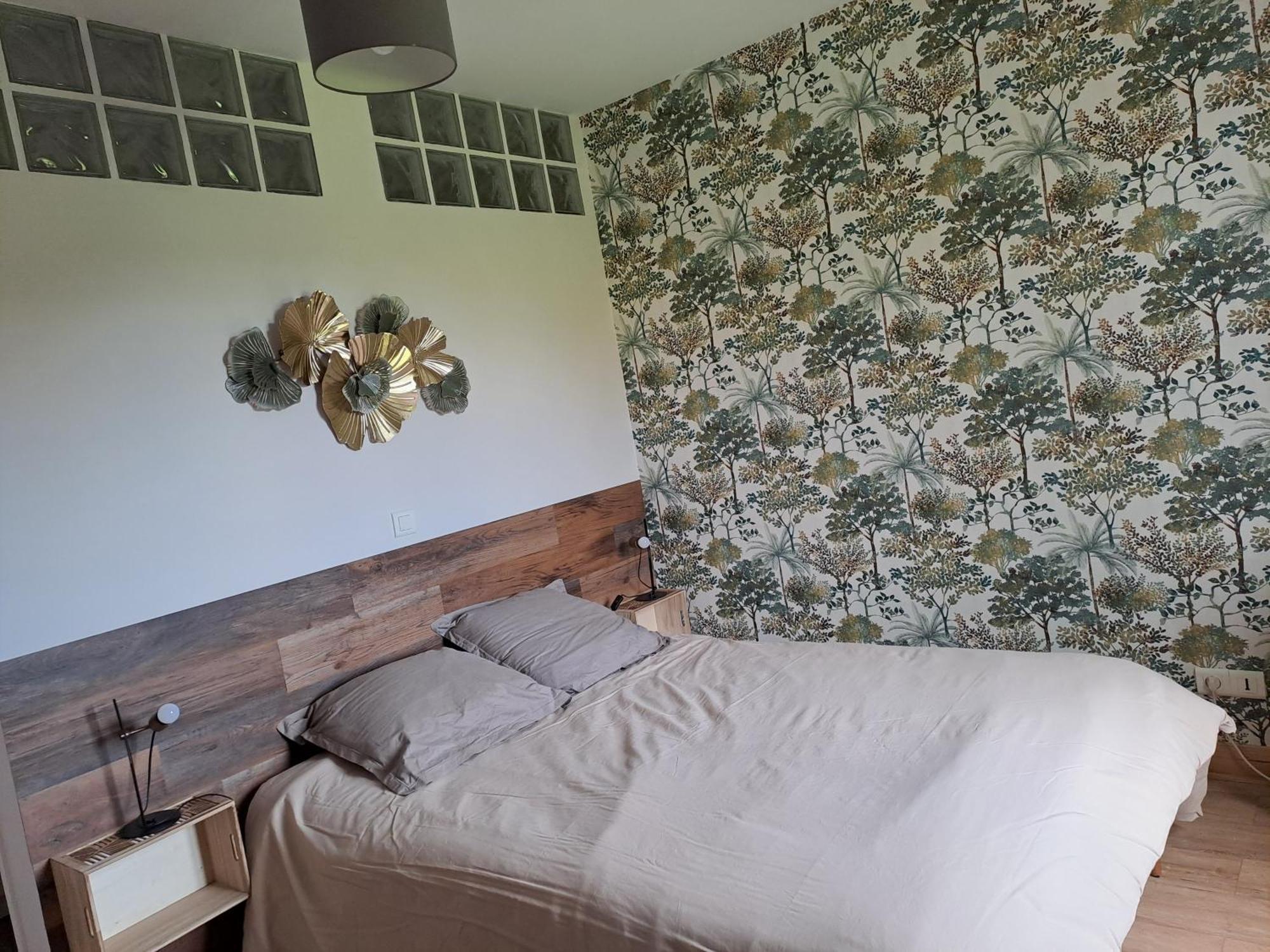 L'Ile Verte Chambre Avec Salle De Bain Privee Champagnac  المظهر الخارجي الصورة