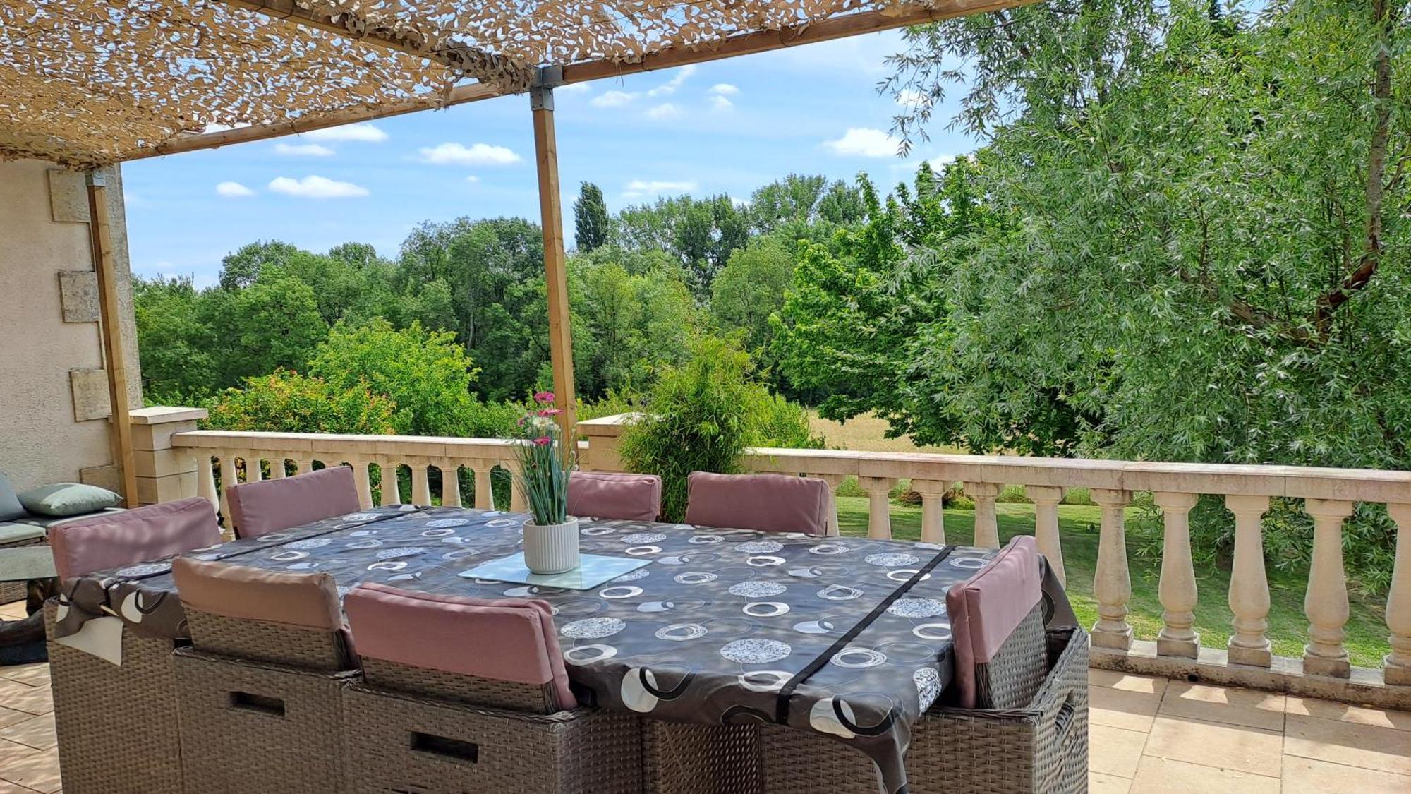 L'Ile Verte Chambre Avec Salle De Bain Privee Champagnac  المظهر الخارجي الصورة